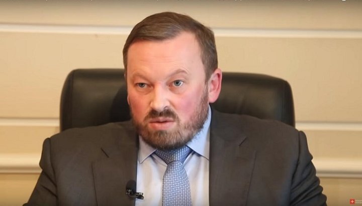 Глава НПО «Общественная Правозащита» Олег Денисов. Фото: скрин видео