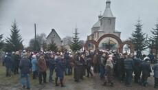 Віряни УПЦ в Будятичах ще раз підтвердили своє рішення залишитися в УПЦ