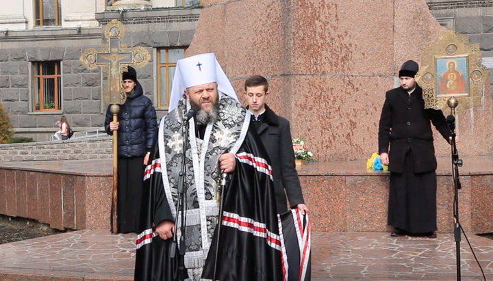 «Митрополит» Луцкий и Волынский ПЦУ Михаил Зинкевич. Фото: YouTube