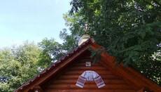 На Закарпатье рейдеры ПЦУ перекрыли общине УПЦ доступ к часовне