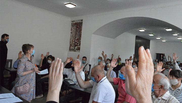 Парафіяни Свято-Дмитрівського приходу Харкова прийняли рішення перейти в УГКЦ. Фото: uapc.org.ua