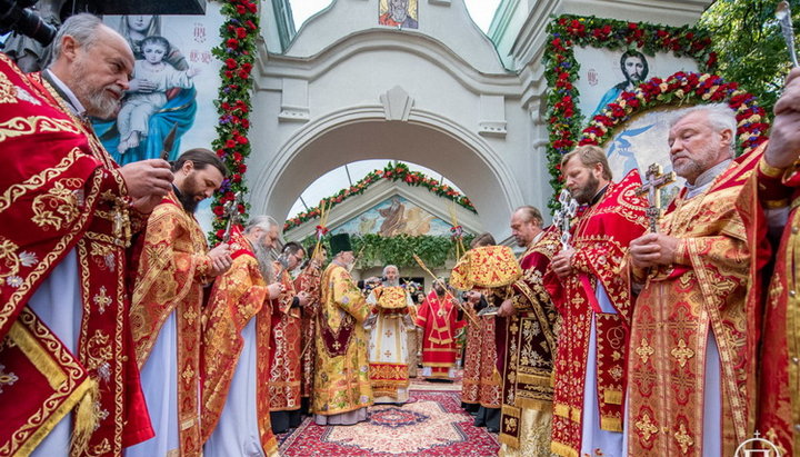 Блаженніший Митрополит Онуфрій очолив престольне свято у свято-Іллінській церкві на Подолі. Фото: news.church.ua