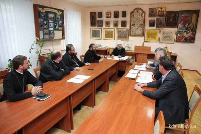 В УПЦ розглянули документи щодо питань трансплантології