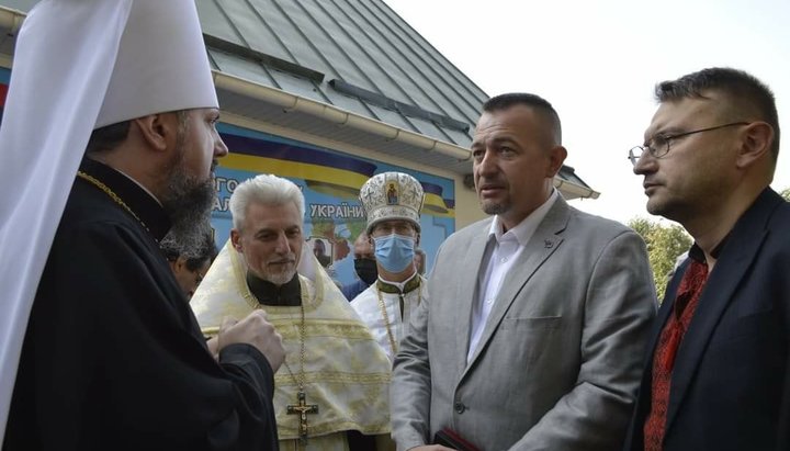 Думенко благословил