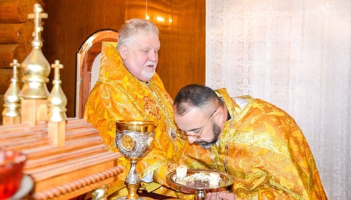 Виктор Бедь и запрещенный в «служении» Анатолий Натолочный. Фото: keuapc.org