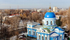У Дніпровському храмі УПЦ «посланник Бога» влаштував погром