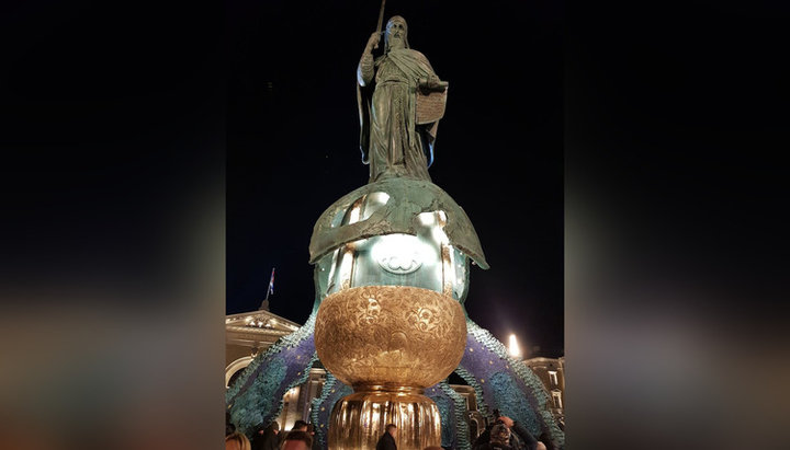 Пам'ятник святому Симеону Мироточивому в Белграді. Фото: Telegram-канал СЕРБІЯ_ПРЯМАЯ ЛІНІЯ