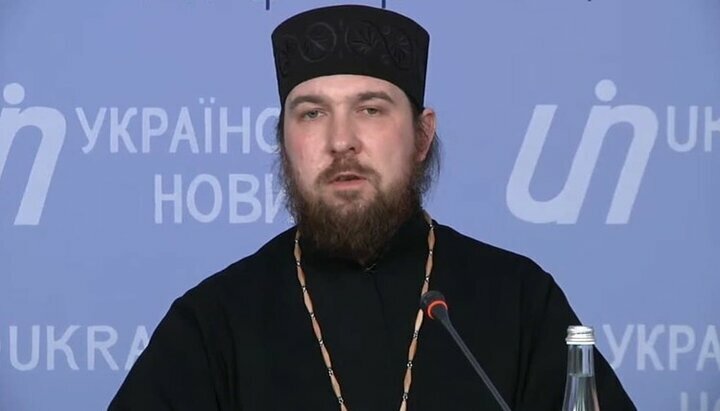 Протоиерей Виталий Дуров, настоятель храма УПЦ в Задубровке. Фото: скриншот ютуб-канала