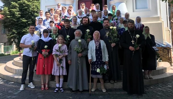 Участники съезда регентов Острожского благочиния Ровенской епархии УПЦ. Фото: facebook.com/RivneGolosCerkvy