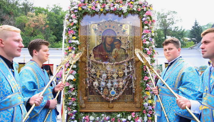 Святкування Святогірської ікони Божої Матері. Фото: svlavra.church.ua