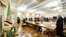 Синод РПЦ осудил визит главы Фанара в Киев