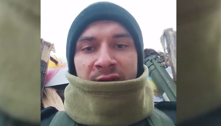 Военнослужащий ВСУ, прихожанин Украинской Православной Церкви, потребовал прекратить нападки на УПЦ. Фото: кадр из видео