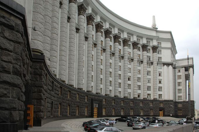 В Украине планируют легализовать однополые пары, "третий пол" и ювенальную юстицию