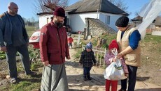 В села Бориспольской епархии передали гумпомощь из Польши