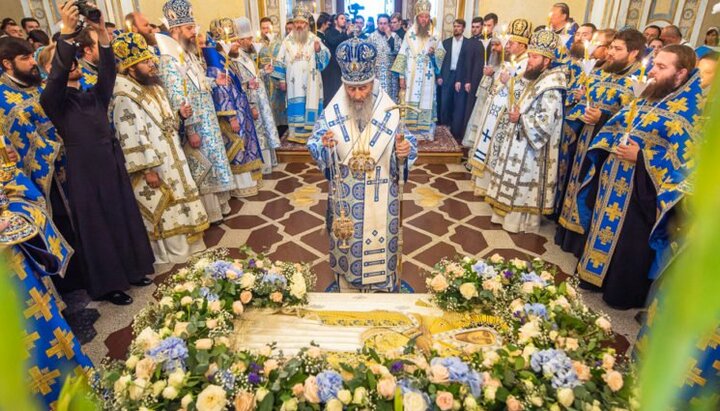 Чин погребения Плащаницы Божией Матери. Фото: news.church.ua