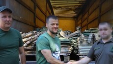 Фонд Новинского передал скорую в Северск и мобильные укрытия ВСУ