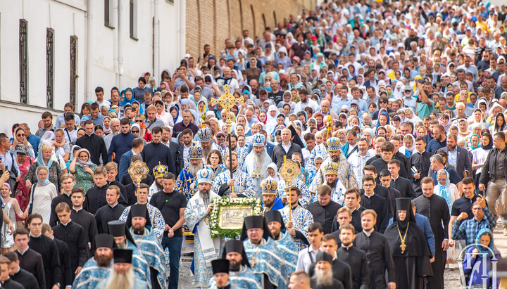 Хресна хода в Києво-Печерській лаврі. Фото: УПЦ