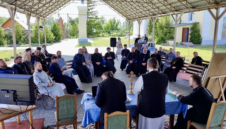 «Пастирський воркшоп» у Петро-Павлівському Світязькому монастирі УПЦ. Фото: єпархія.укр