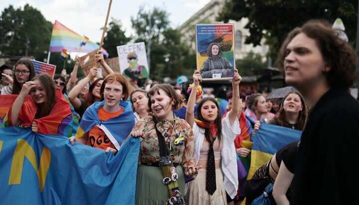 Акция в поддержку ЛГБТ-военных ВСУ. Фото: facebook.com/lgbtiqmilitary