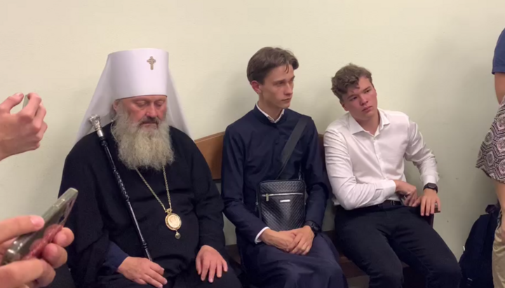 Митрополит Павел в зале Соломенского суда. Фото: СПЖ