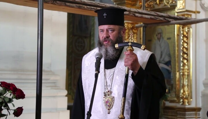 Михайло Зінкевич розповідає, чому в його соборі не можна відспівувати негероїв. Фото: сайт Волинської єпархії ПЦУ