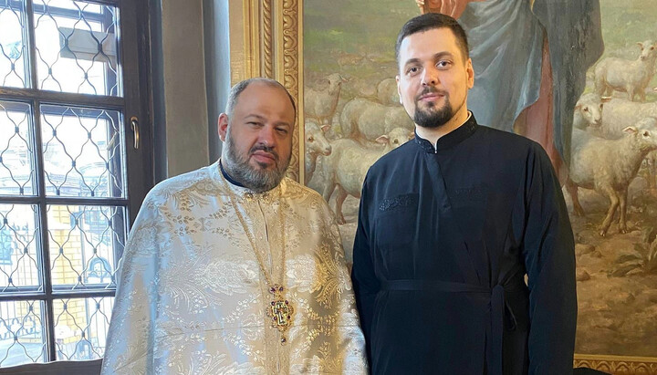 Андрей Ковалев (справа) вместе со своим «духовником» из ПЦУ. Фото: facebook.com/andriy.kovalov