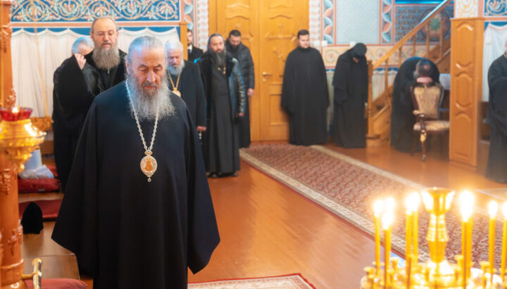 Предстоятель УПЦ и архиереи перед заседанием Священного Синода. Фото: УПЦ