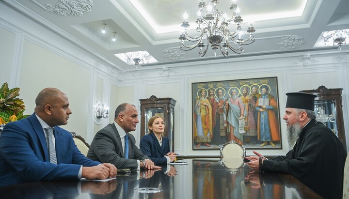 Глава ПЦУ та посли Єгипту в Україні. Фото: ПЦУ