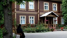 У Латвії літніх черниць монастиря РПЦ зобов'язали скласти іспит з держмови