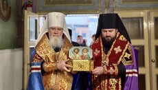 До Мукачева прибули мощі святих Кіпріана та Іустини