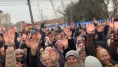 В Глыбокой почти тысяча верующих проголосовали за верность УПЦ