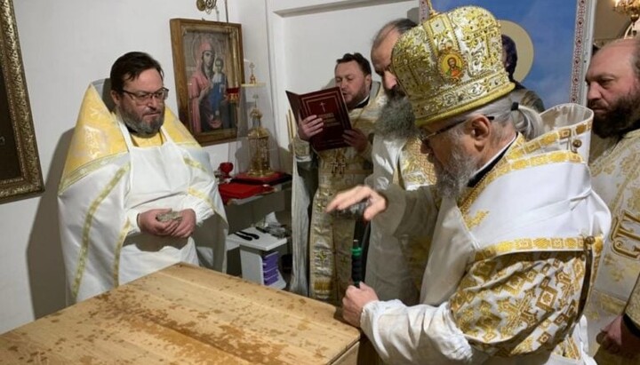 Освячення новозбудованого вівтаря Успенського храму УПЦ у Сквирі. Фото: Білоцерківська єпархія