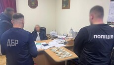 Чиновника, який захоплював храм у Сутківцях, заарештували за корупцію