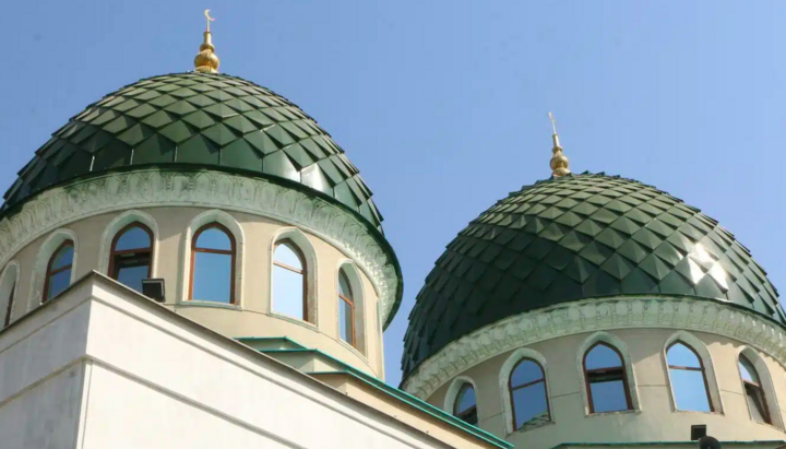 Мечеть в Узбекистані. Фото: Unsplash