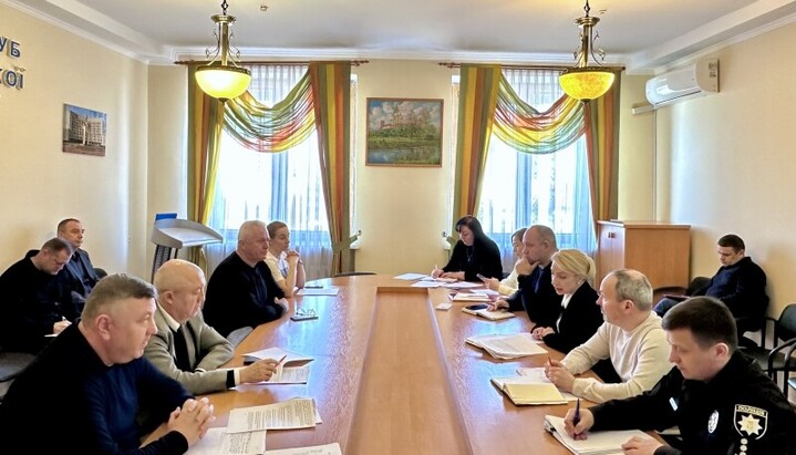Meeting at the Volyn Regional Administration regarding the situation with UOC churches, March 7, 2025. Photo: Pershyj