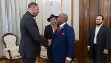 В ОП запевнили «духовника Трампа», що вбивства в Бучі благословив глава РПЦ