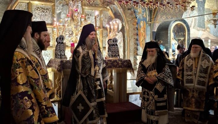Патріархи Феофіл і Порфирій у Храмі Гробу Господнього. Фото: прес-служба Єрусалимської Церкви