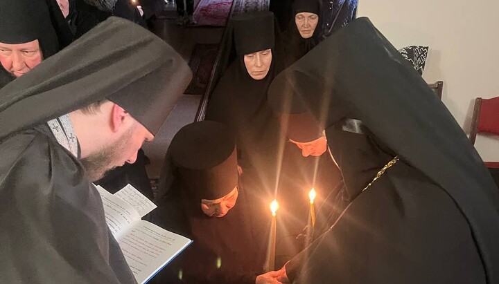 Монаший постриг в Йосифівському жіночому монастирі села Мар'ївка. Фото: Кам'янська єпархія
