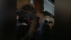 В Верхніх Станівцях група бандитів не змогла захопити храм УПЦ