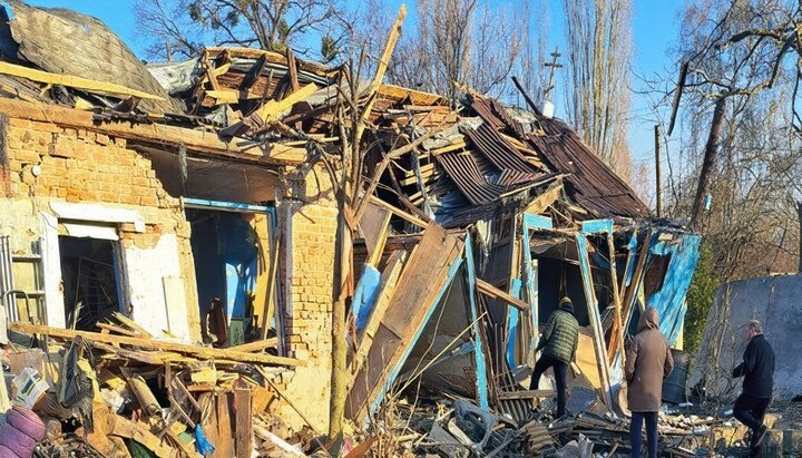 Зруйнований молитовний дім УПЦ в Чугуєві. Фото: Ізюмська єпархія