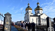 В Раковому Лісі ПЦУ відкликала позов про виселення сім'ї клірика УПЦ з дому