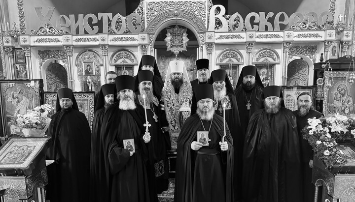 Монаший постриг кліриків УПЦ в кафедральному соборі Олександрії. Фото: Олександрійська єпархія