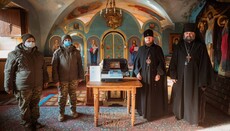 Хмельницька єпархія УПЦ передала 5 апаратів ШВЛ військовим і лікарням