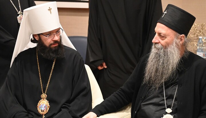 Патріарх Порфирій та голова ВЗЦЗ МП митрополит Антоній. Фото: сайт Сербської Церкви.