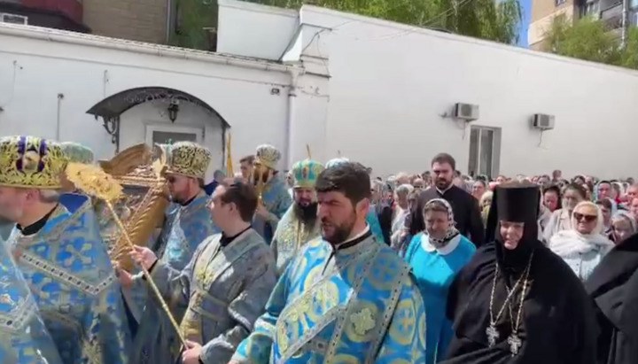 Хресний хід з Касперівською іконою Богородиці в Одесі. 23 квітня 2025 р. Фото: Скриншот відео Одеської єпархії.