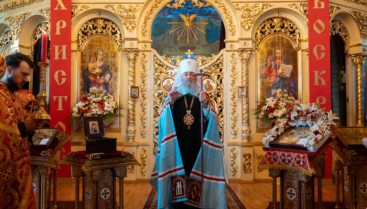 Блаженніший Онуфрій у Хрестовоздвиженському храмі. Фото: пресслужба УПЦ