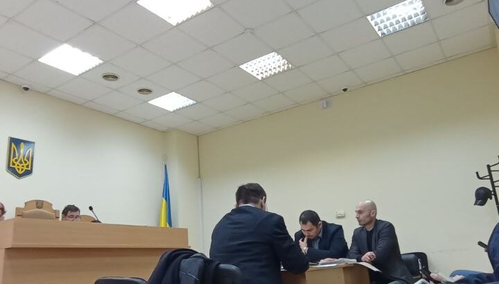 Заседание суда по Верхней лавре 26 мая 2025 г. Фото: ТГ-канал «Фортеця Лавра»