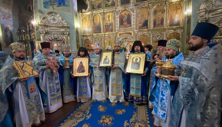 Богослужение в Спасо-Преображенском кафедральном соборе УПЦ в Кривом Роге. Фото: Криворожская епархия