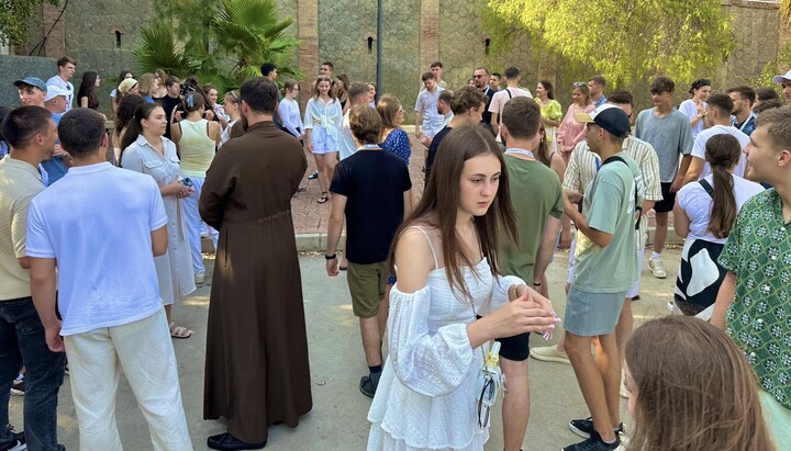 Ukrainian Orthodox Youth Congress in Spain. Photo: Facebook of Igumeniya Serafima
