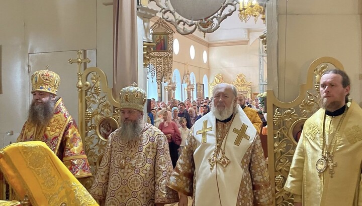 Торжества по случаю 965-летия Елецкого монастыря возглавили четыре иерарха УПЦ. Фото: Черниговская епархия